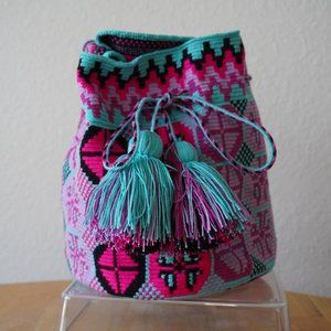 Brand new Wayuu tribe Colombian mochila- Large